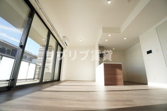 千葉都市モノレール 市役所前駅 徒歩7分 12階建 築1年の居間写真