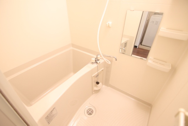 バス・シャワールーム　※写真は別室の参考です。現況優先