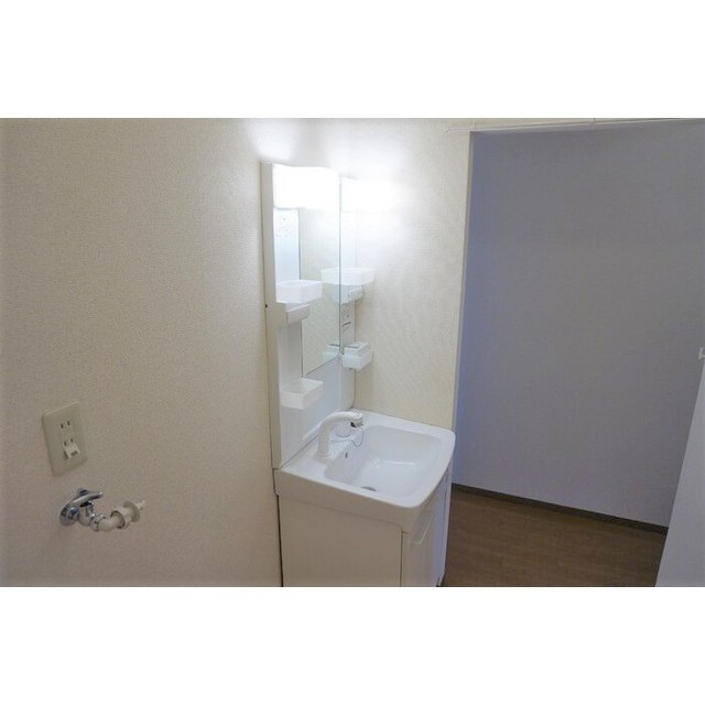 洗面設備　洗髪洗面化粧台