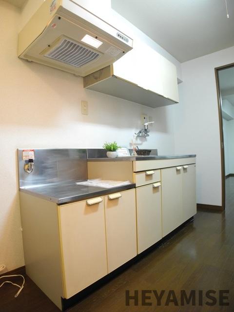 キッチン　※同物件別号室のお写真です。