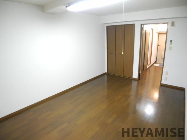 居室・リビング　※同物件別号室のお写真です。