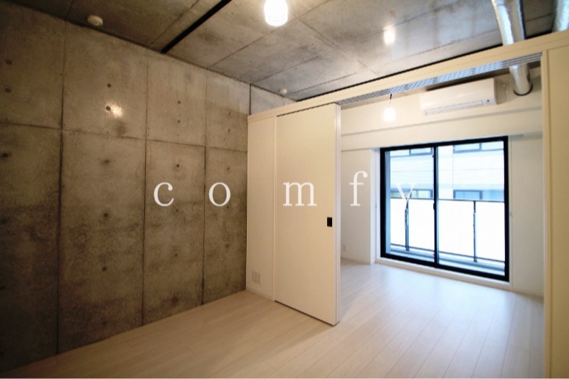 居室・リビング　ダイニング　７帖