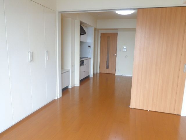 居室・リビング　南向き・明るい居室