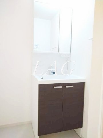 洗面設備　独立洗面台です。