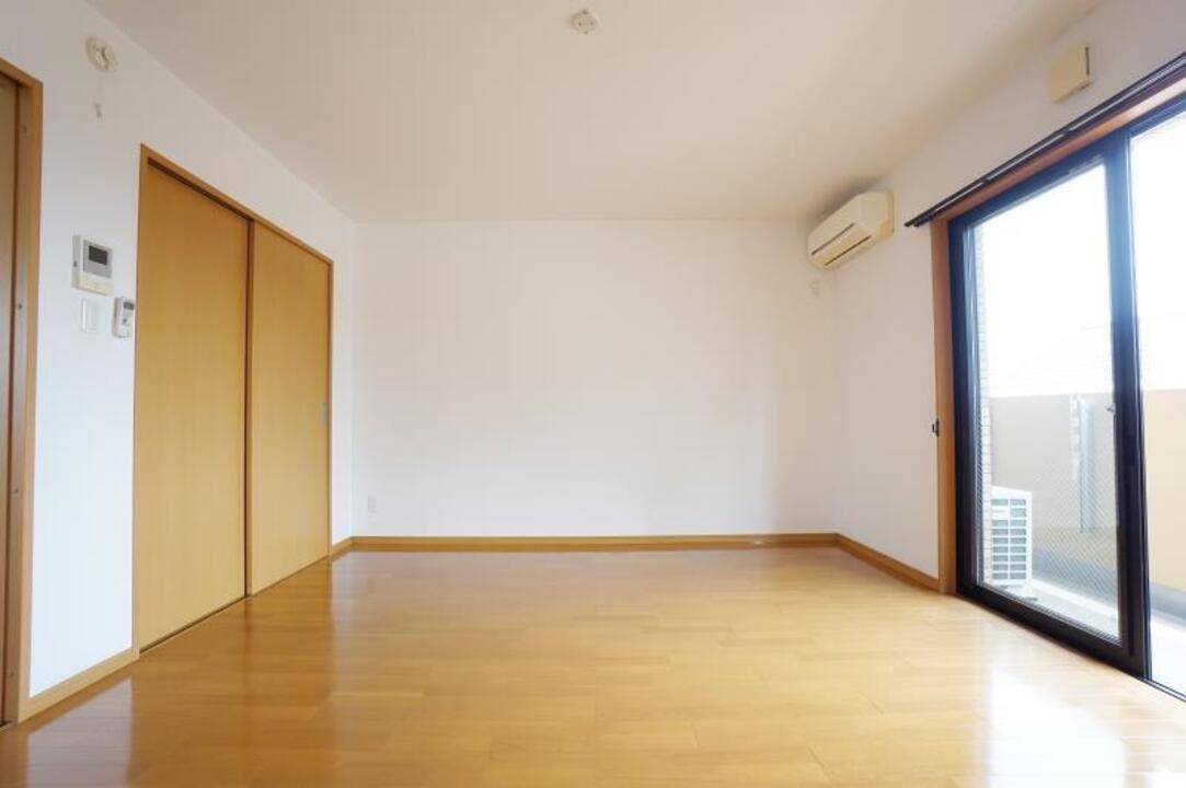 居室・リビング　リビング