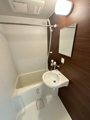 バス・シャワールーム　別部屋写真参考