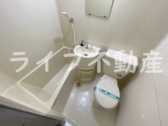 バス・シャワールーム　お風呂で日々の疲れを落としましょう