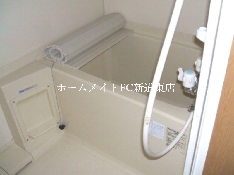 バス・シャワールーム　バス