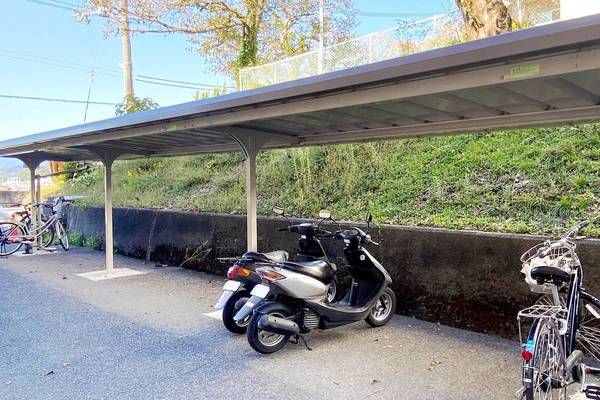 その他　駐輪場（その他）まで50m