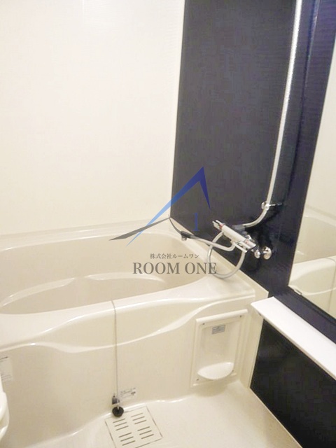 バス・シャワールーム　お風呂です。