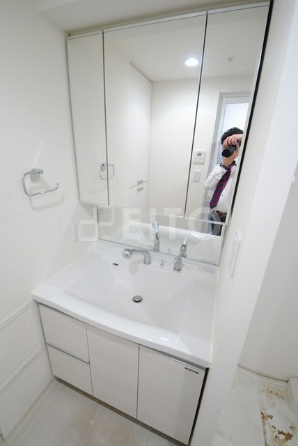 洗面設備　写真は３０５号室