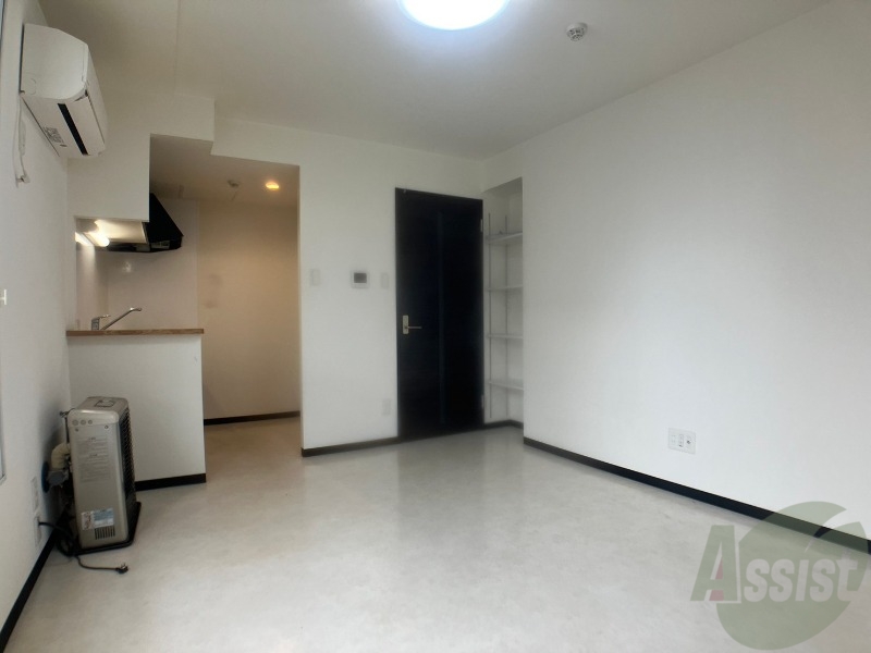 居室・リビング　広々としたリビングですね。使い勝手がよさそうですね！