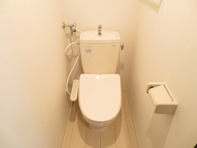 トイレ　温水洗浄便座♪