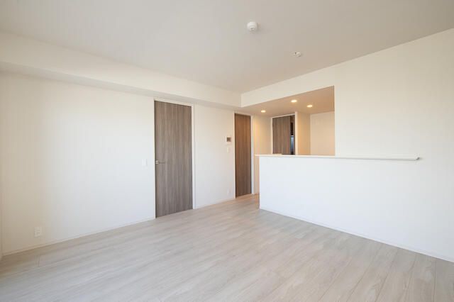 居室・リビング　写真は同タイプ住居です。