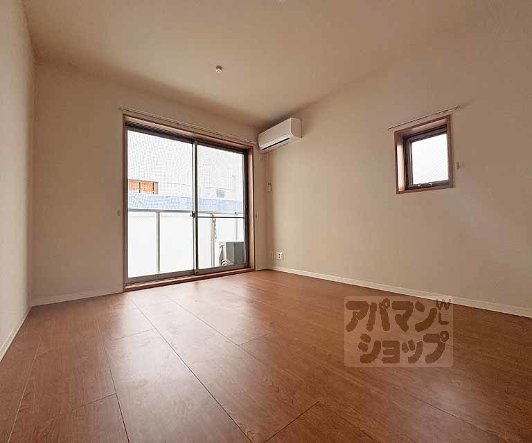 バス・シャワールーム　ゆったり浸かれます。