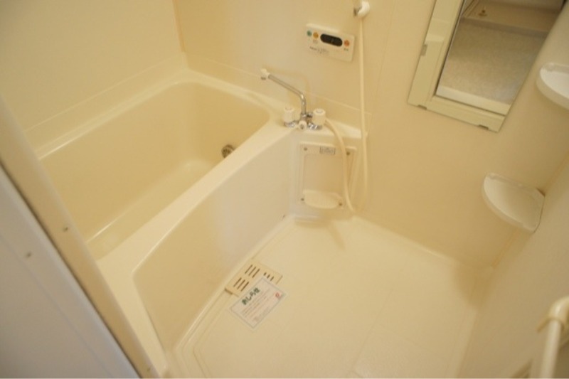 バス・シャワールーム　図面と現状に相違がある場合には現状を優先