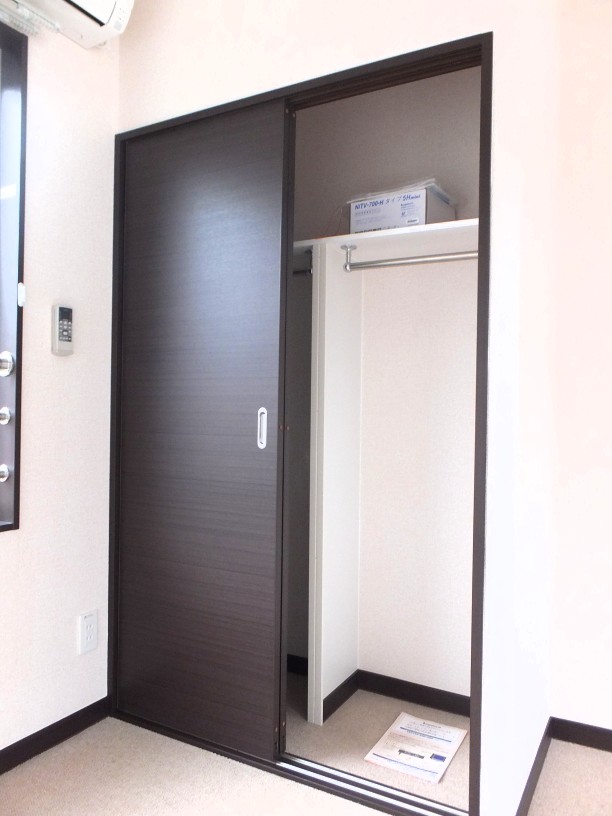 収納　※参考写真　現況優先 1Fフローリング　2Fカーペット