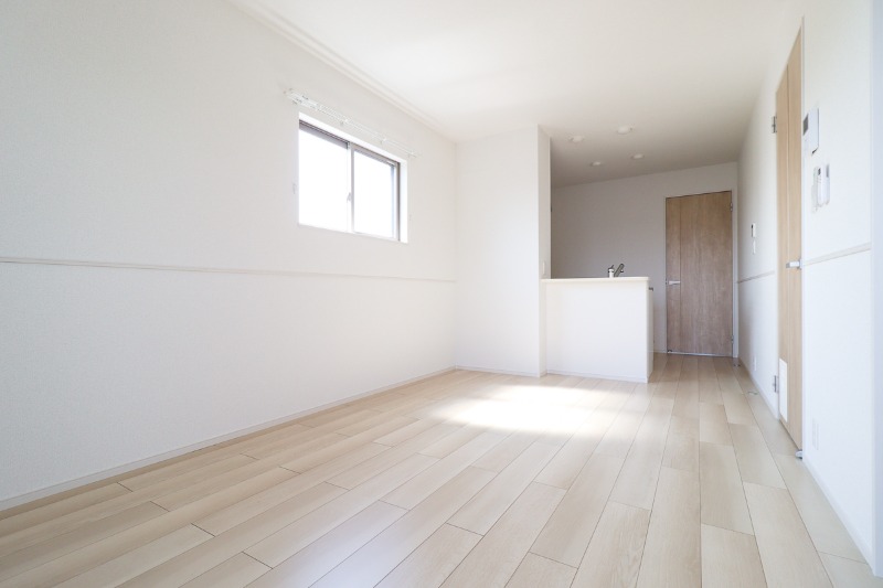 居室・リビング　図面と現状に相違がある場合には現状を優先