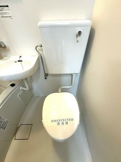 ミカドビルのトイレ写真