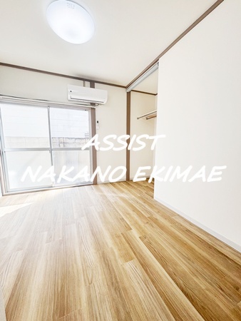 居室・リビング　すぐに内見可能です！！