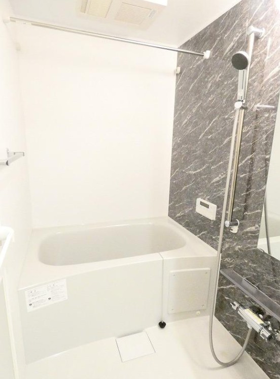 バス・シャワールーム　別号室イメージ写真