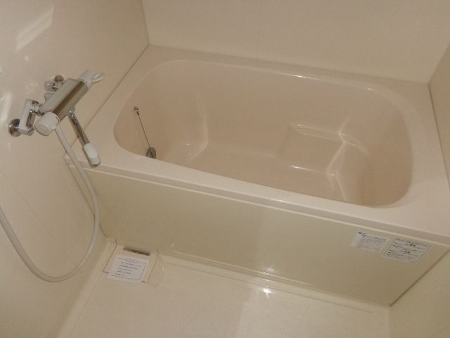 バス・シャワールーム　追焚き付バス