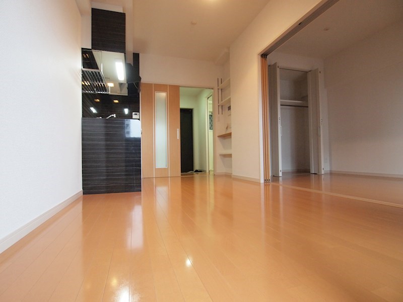 居室・リビング　お部屋を分けたい方に♪