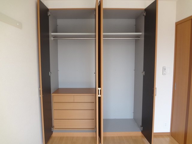 収納　クローゼット