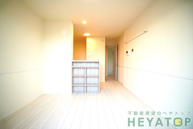 居室・リビング　ＬＤＫ９.８帖（同仕様写真）