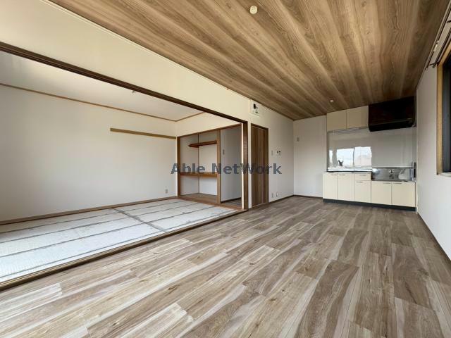 居室・リビング　同物件1階部屋　現況優先