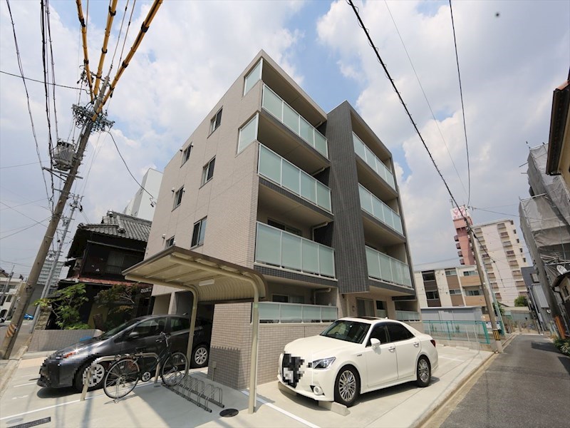 建物外観　外観　オートロック付　宅配ＢＯＸ有り