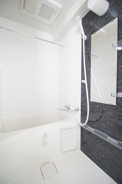 バス・シャワールーム　バスルーム