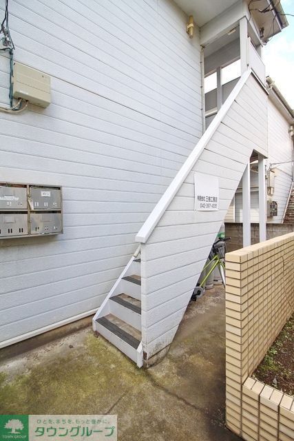 エントランス　エントランス階段まわり