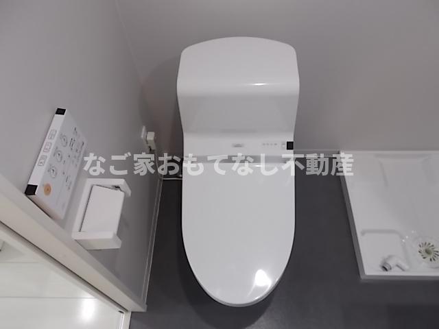 トイレ　モデルルーム（内装同タイプ）