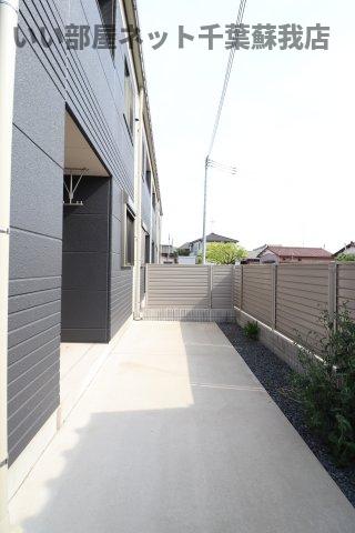 庭　お庭で自由な時間を過ごせます