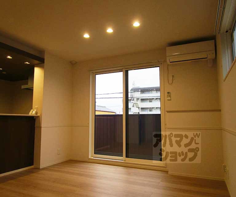 居室・リビング　２０１号室の写真です。