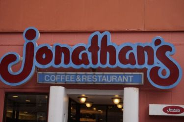 飲食店　ジョナサン 宮前平店（飲食店）まで1067m