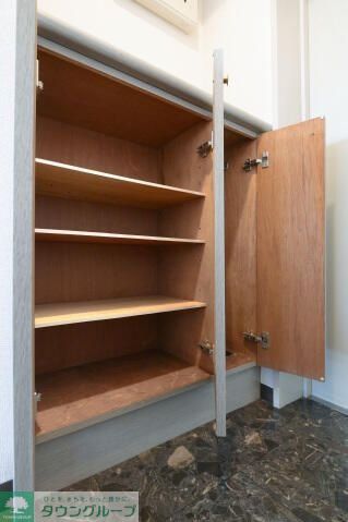 収納　＊別部屋参考写真です