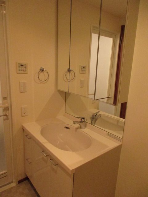 洗面設備　☆独立洗面台☆