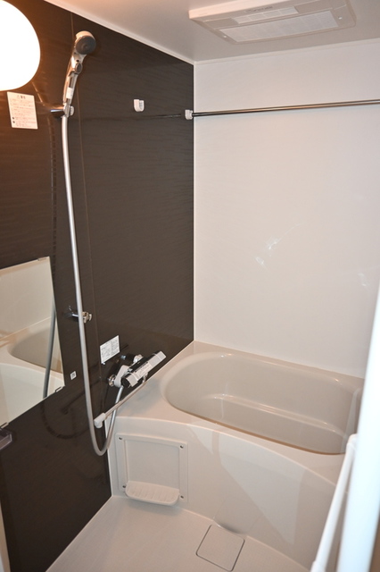 バス・シャワールーム　バスルーム