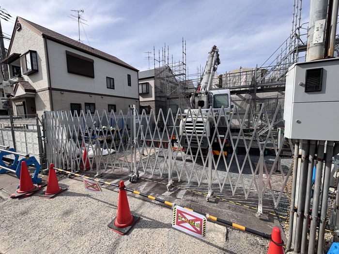 建物外観　建築中