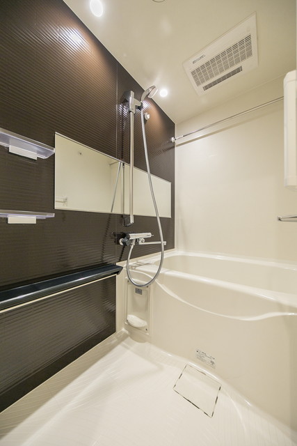 バス・シャワールーム　※写真は同タイプ住戸です。