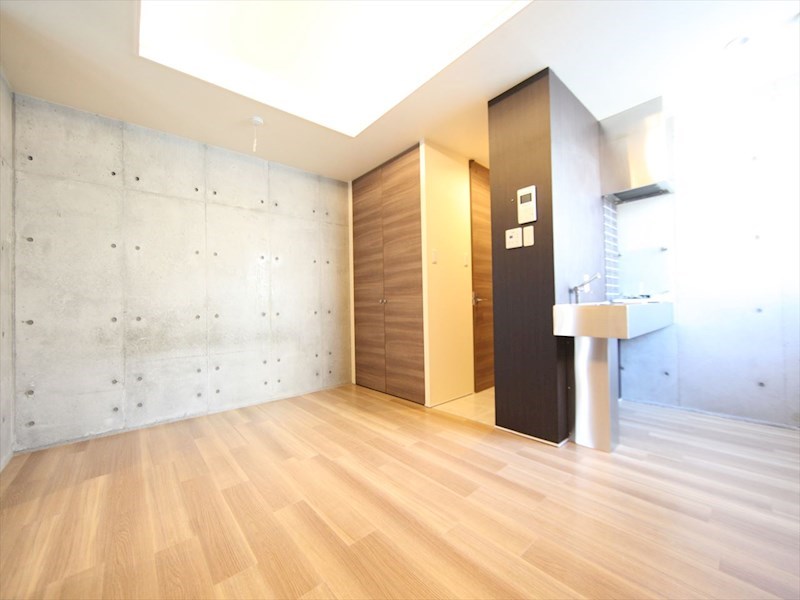 居室・リビング　洋室9.1帖　クローゼット付（収納充実してます）