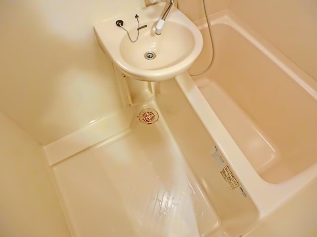 バス・シャワールーム　☆清潔感のあるバスルーム☆