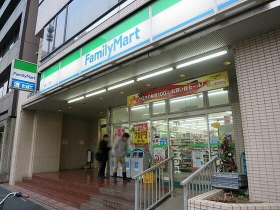 コンビニ　ファミリーマート台東１丁目店（コンビニ）まで159m