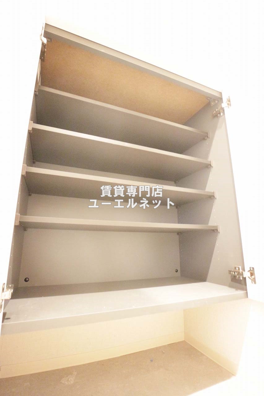 その他設備　収納力たっぷりのシューズボックスで玄関すっきり！