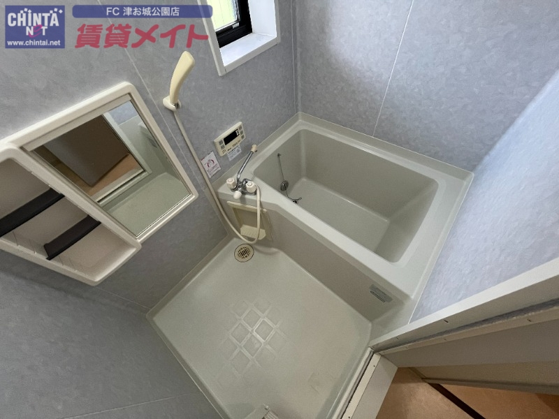 バス・シャワールーム　同タイプの画像です