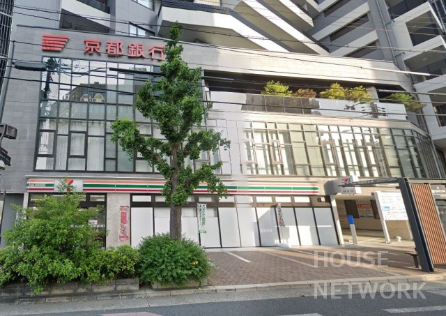 銀行　京都銀行河原町支店（銀行）まで300m