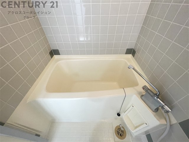 バス・シャワールーム　バストイレ別でおすすめです☆
