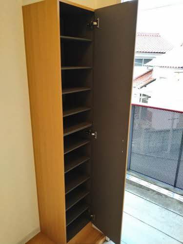 玄関　下駄箱